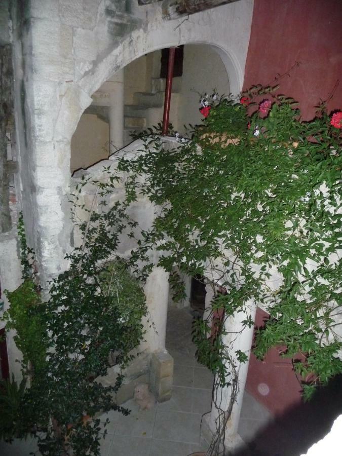 La Villages Chambres D'hôtes Vallabrègues Exterior foto
